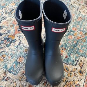Hunter Boots Original Mid Calf Women’s Grey size 6